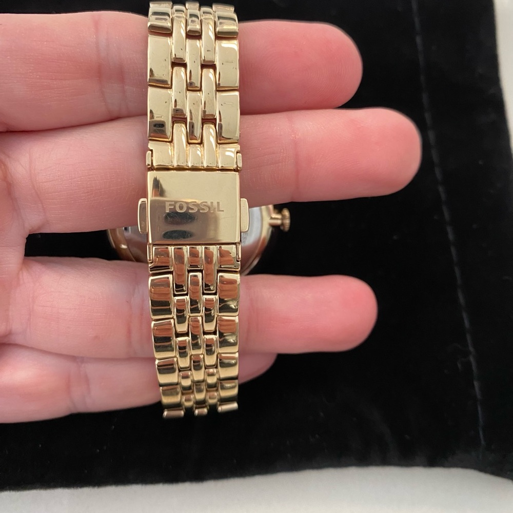 Fossil Watch - Picture 3 of 4